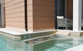 Calypso Luxury Pool&Spa